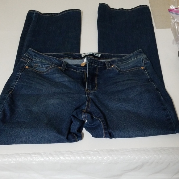 Code Bleu Denim - Code Bleu Jeans